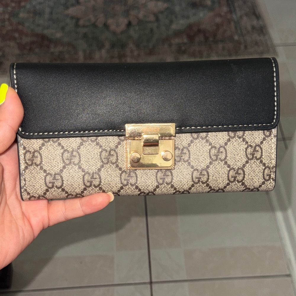 Black and Brown Women's Wallet
